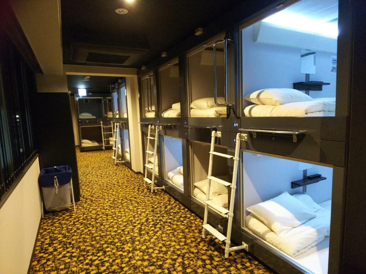 Kobe Capsule Hotel Seki Esterno foto
